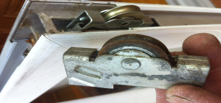 screen door roller repair in East Pasadena